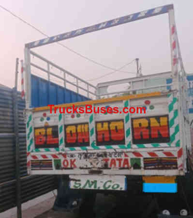 Mahindra Bolero Maxi Truck Plus Images